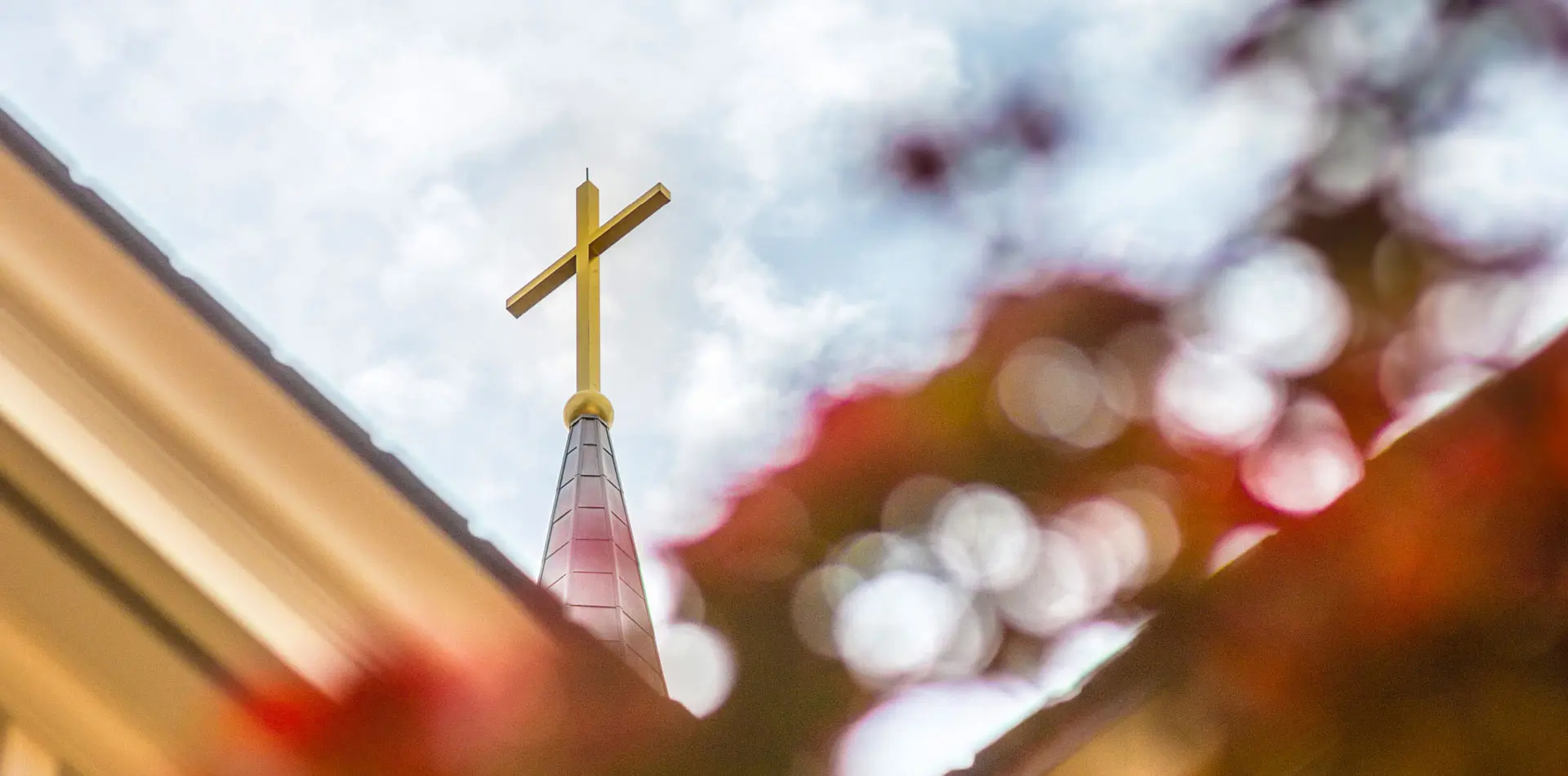 Regent University chapel steeple with a cross
